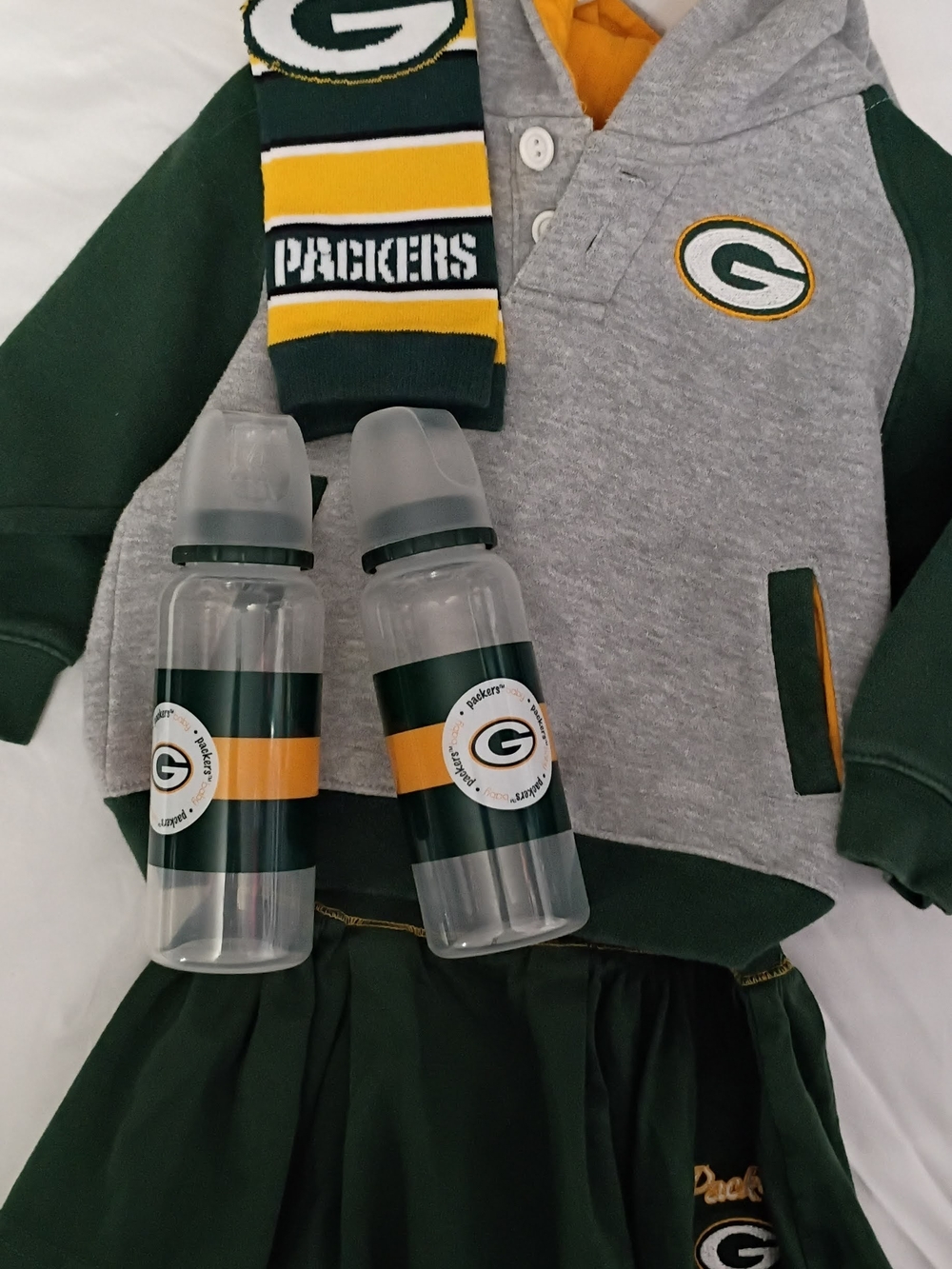 Green Bay Packers Baby Hoodie & Accessories Set - Gray, Green, Gold